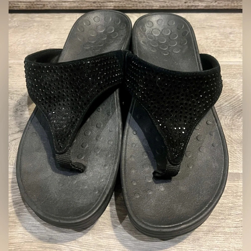 Vionic black glittered sandals size 8 - Picture 2 of 12